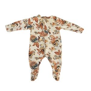 💖5/$25 SALE💖 0-3M Old Navy Baby Girl Paisley Footed Sleeper